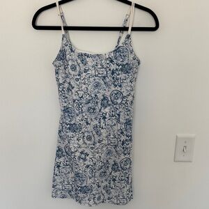 Abercrombie & Fitch Blue and White Printed Athletic Dress - Size XS